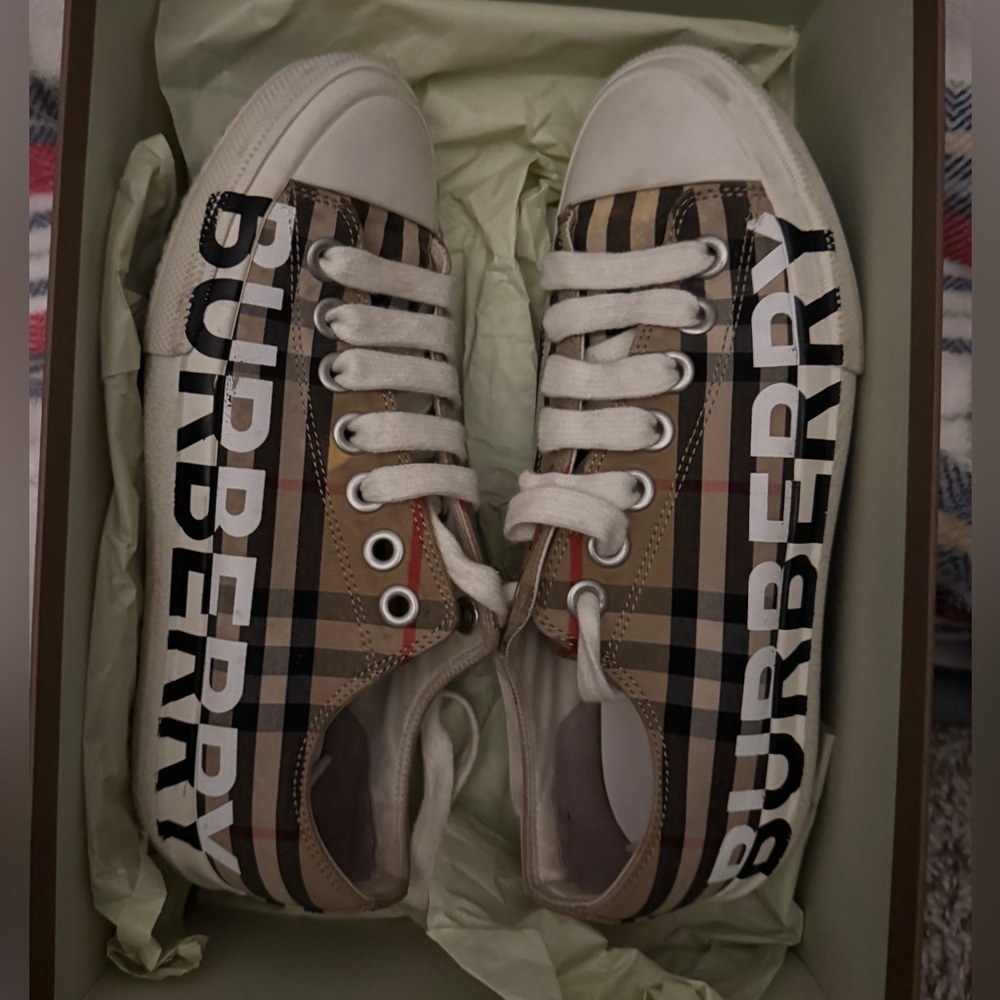 Burberry Beige Check Women’s Low-Top Sneakers with White Soles Size 6